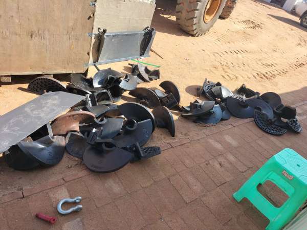 徐工RP1003T攤鋪機(jī)