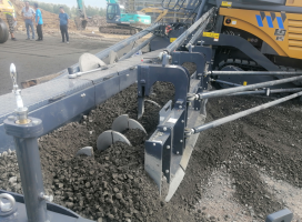 徐工RP1253T攤鋪機