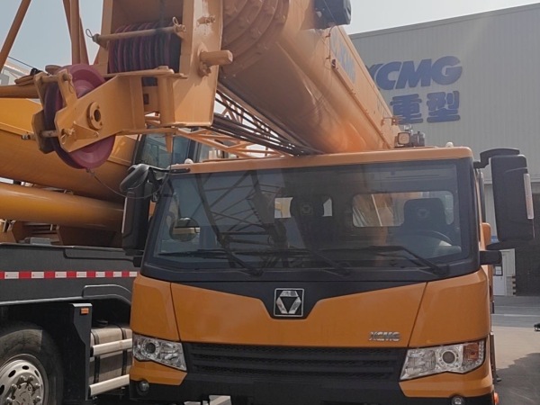 徐工QY25K5C汽車(chē)起重機(jī)