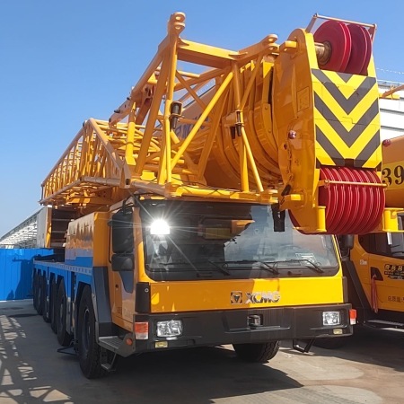 徐工QAY200全路面汽车起重机