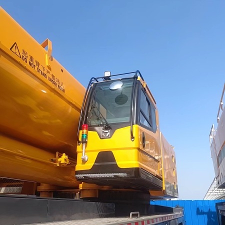 徐工QAY200全路面汽车起重机