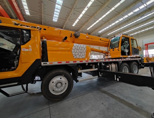 徐工XCT20L4汽车起重机