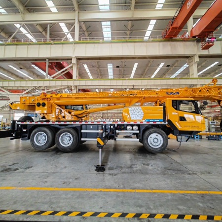 徐工XCT20L4汽车起重机