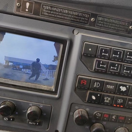 徐工XCA180全地面起重机