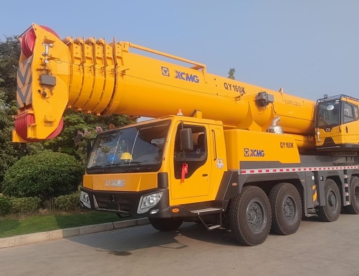 徐工QY160K汽车起重机