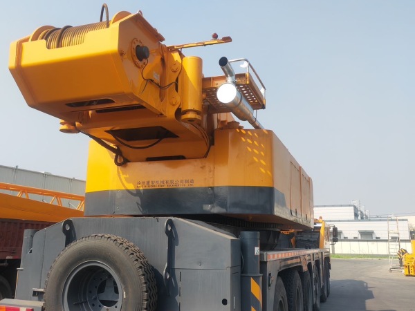 徐工QY160K汽車起重機(jī)