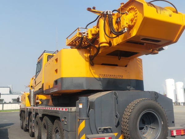 徐工QY160K汽車起重機(jī)