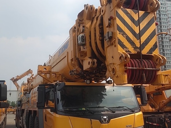 徐工XCA500全地面起重機