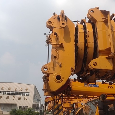 徐工XCA500全地面起重机