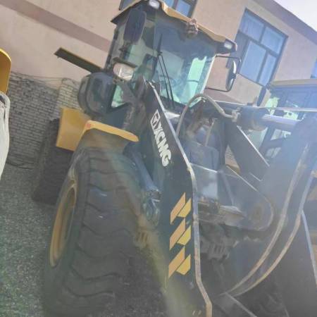 徐工LW300FV轮式装载机