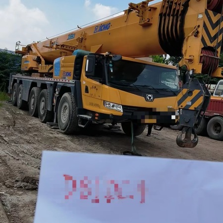 徐工XCA130L7全地面起重机