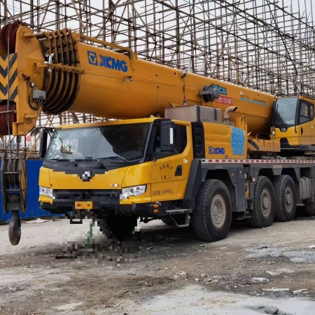 徐工XCA130L7全地面起重机