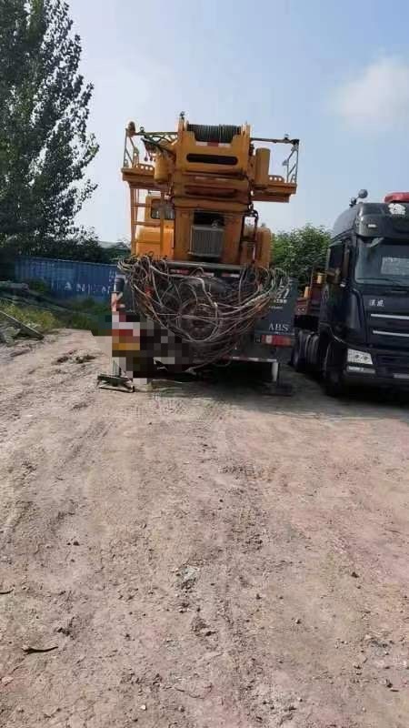 徐工XCA130L7全地面起重機(jī)