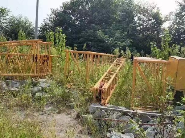 徐工XCA130L7全地面起重機(jī)