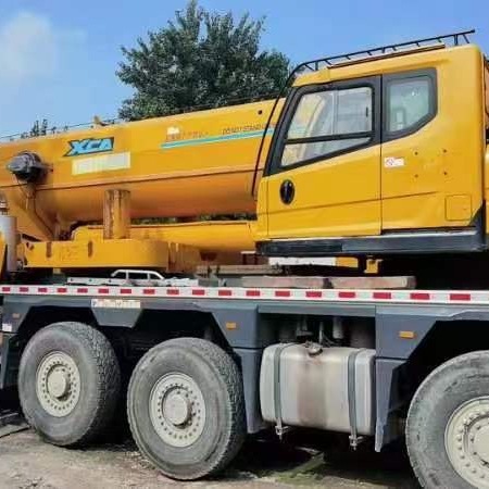 徐工XCA130L7全地面起重机