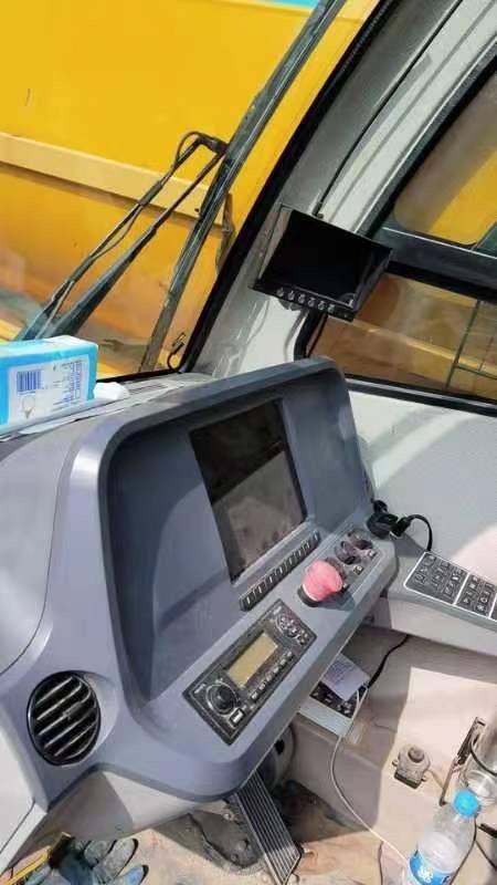 徐工XCA130L7全地面起重機(jī)