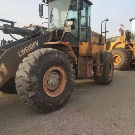 徐工LW600FV轮式装载机