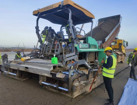 徐工RP903E摊铺机