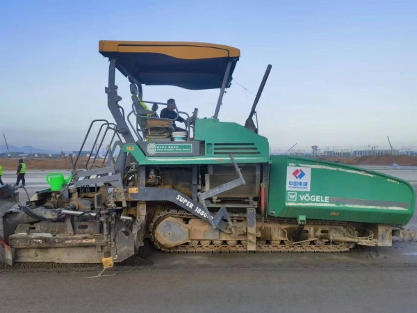 徐工RP903E攤鋪機(jī)