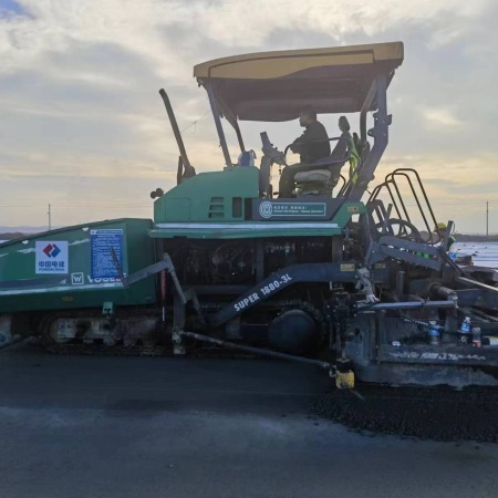 徐工RP903E摊铺机