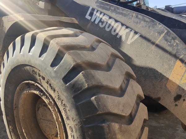 徐工LW500KV輪式裝載機(jī)
