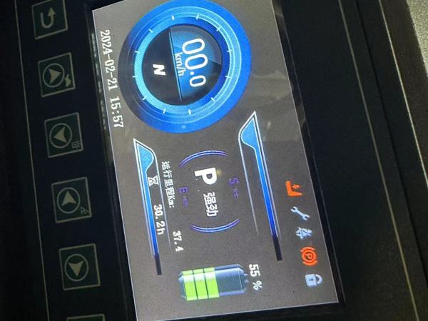 徐工XCB-P35電動(dòng)平衡重叉車