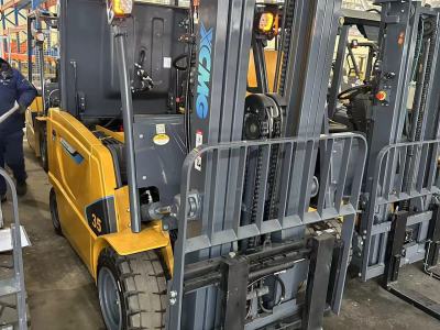 徐工XCB-L35電動(dòng)平衡重叉車3.5噸電動(dòng)叉車