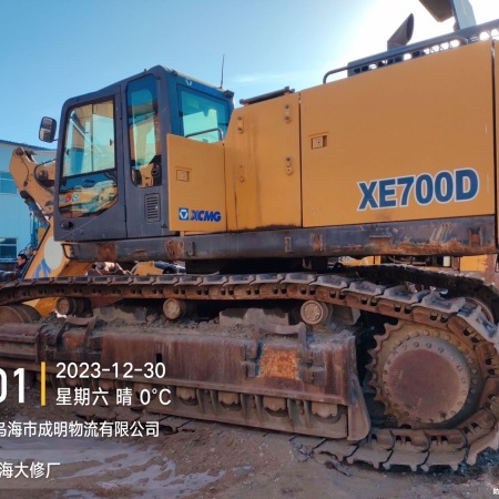 徐工XE700D履带式挖掘机