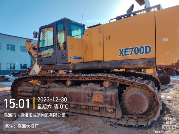 徐工XE700D履帶式挖掘機(jī)