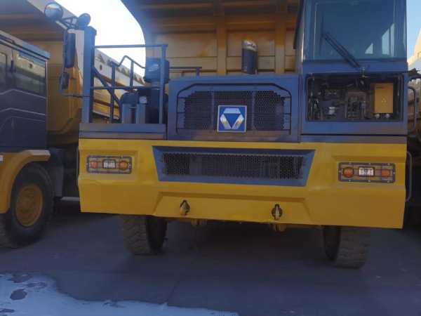 徐工XDR80T寬體車