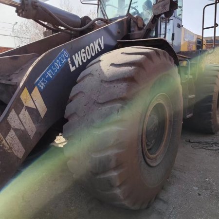 徐工LW600KV轮式装载机