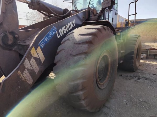 徐工LW600KV輪式裝載機(jī)