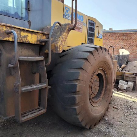 徐工LW600KV轮式装载机