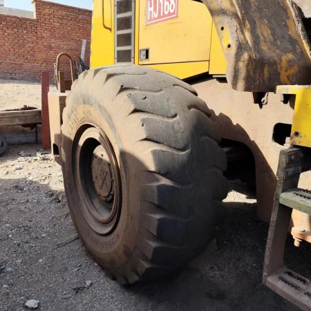 徐工LW600KV轮式装载机