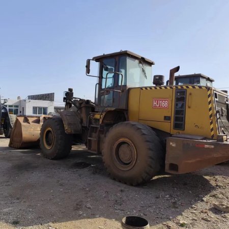 徐工LW600KV轮式装载机