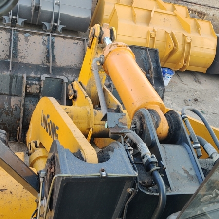 柳工CLG856H轮式装载机