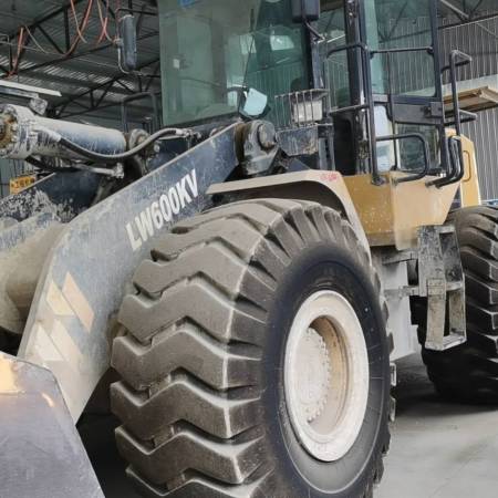 徐工LW600KV轮式装载机