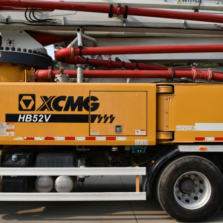 徐工HB52V泵车