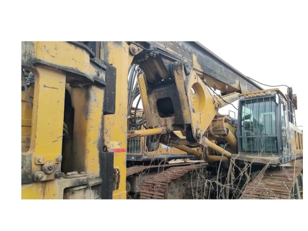 徐工XR280D旋挖鉆機(jī)