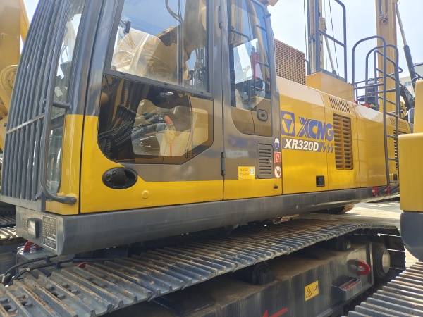 徐工XR320D旋挖鉆機(jī)