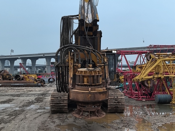 徐工XR360旋挖鉆機(jī)