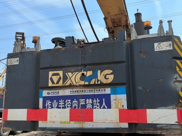 徐工XR320D旋挖鉆機(jī)