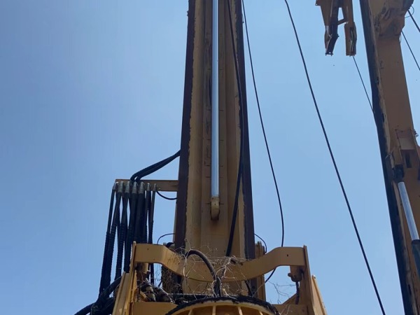 徐工XR320D旋挖鉆機(jī)