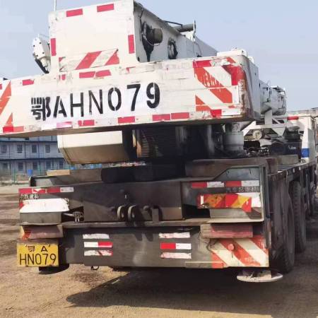 中联重科QY25VF汽车起重机