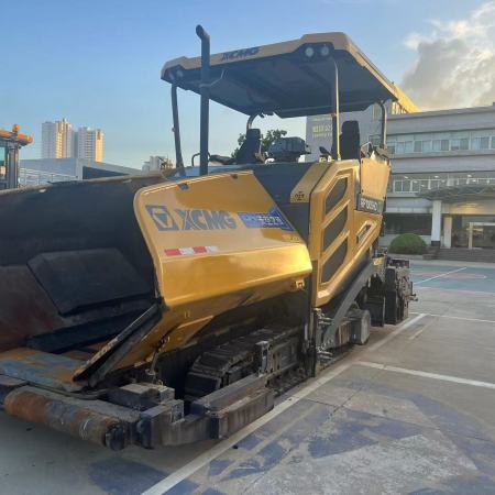 徐工RP1005HDIV摊铺机