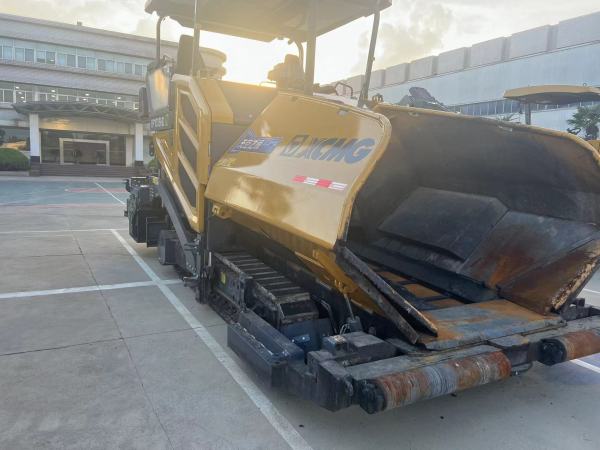 徐工RP1005HDIV攤鋪機(jī)