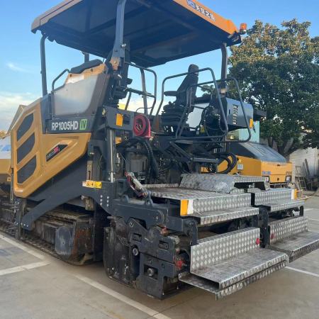 徐工RP1005HDIV摊铺机