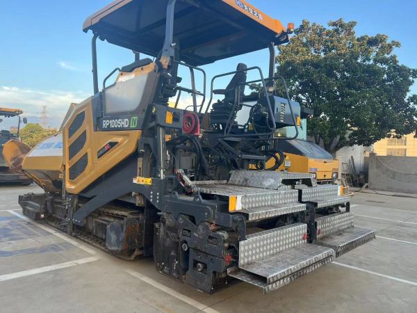 徐工RP1005HDIV攤鋪機(jī)