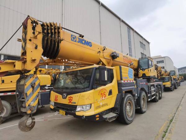 徐工XCT80L6汽車起重機