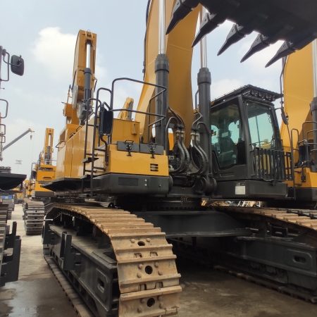 徐工XE950GA履带式挖掘机